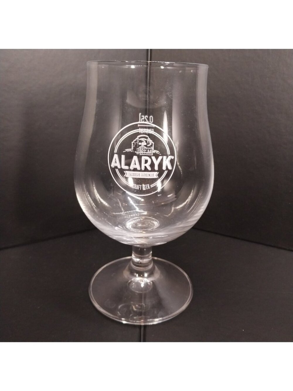 Alaryk Grasserie Artisanale Craft Brewery .25L Tulip Beer Glass Beziers France